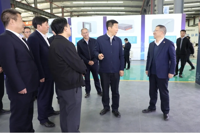 陜西省委常委、延安市委...